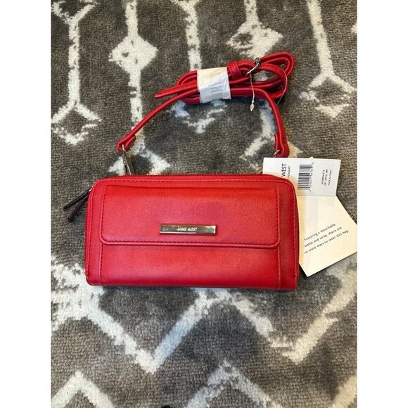 Nine west Crossbody - Picture 1 of 3